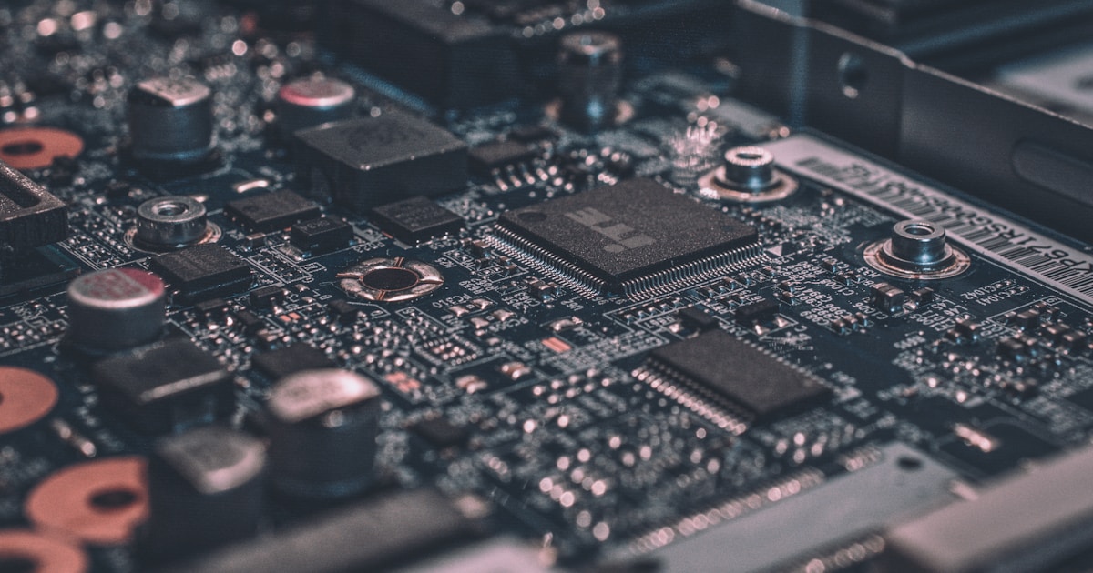 React Compiler v1.0: Automatic Memoization Without the Headache thumbnail