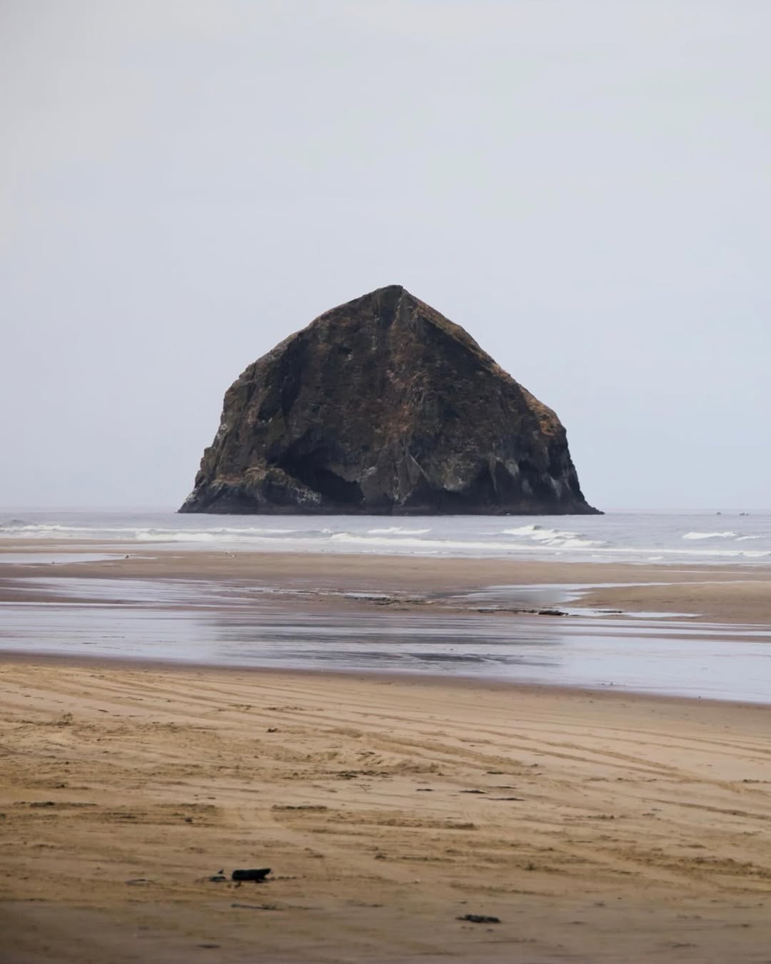 Hay Stack Rock Cannon Beach, Oregon image